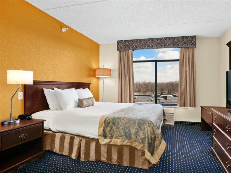 Comfort Inn & Suites Voorhees-Mt Laurel Exteriör bild