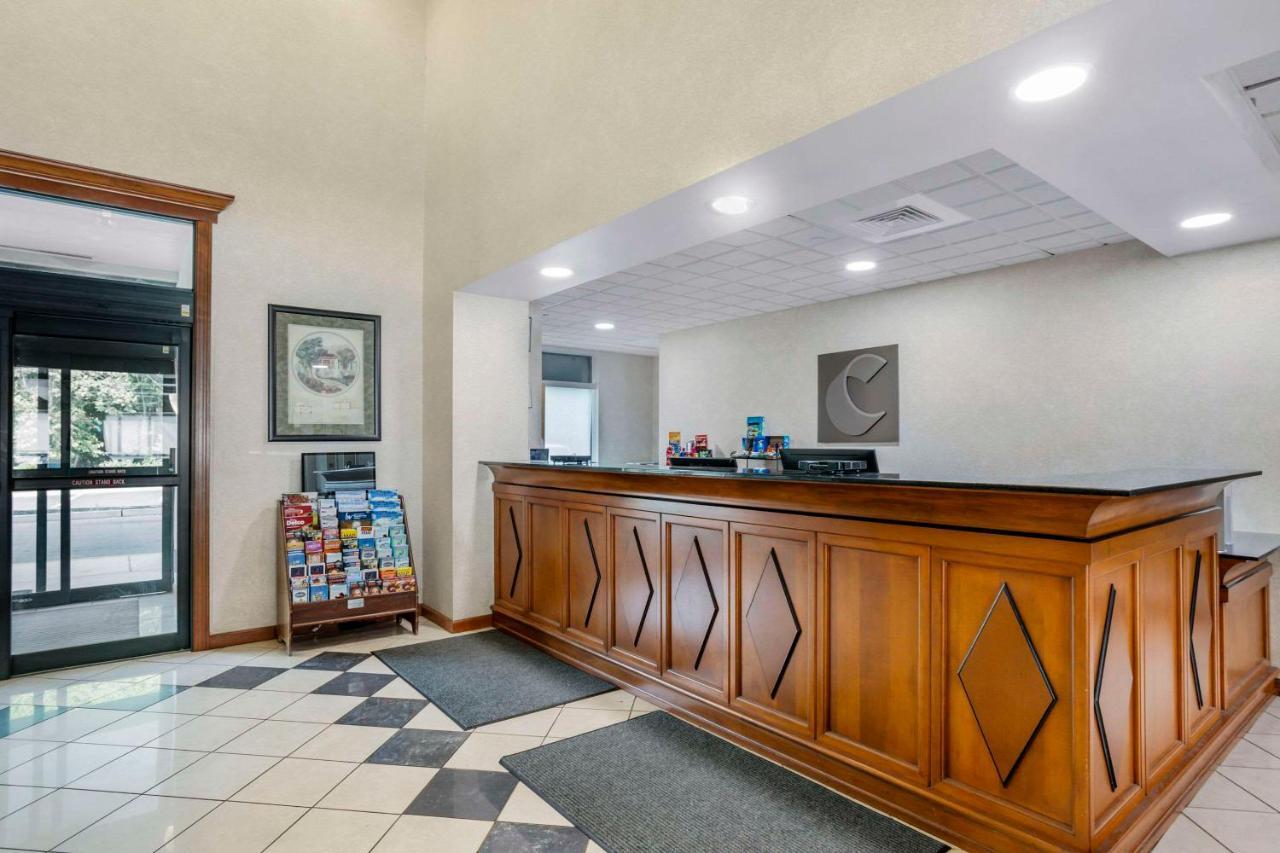 Comfort Inn & Suites Voorhees-Mt Laurel Exteriör bild