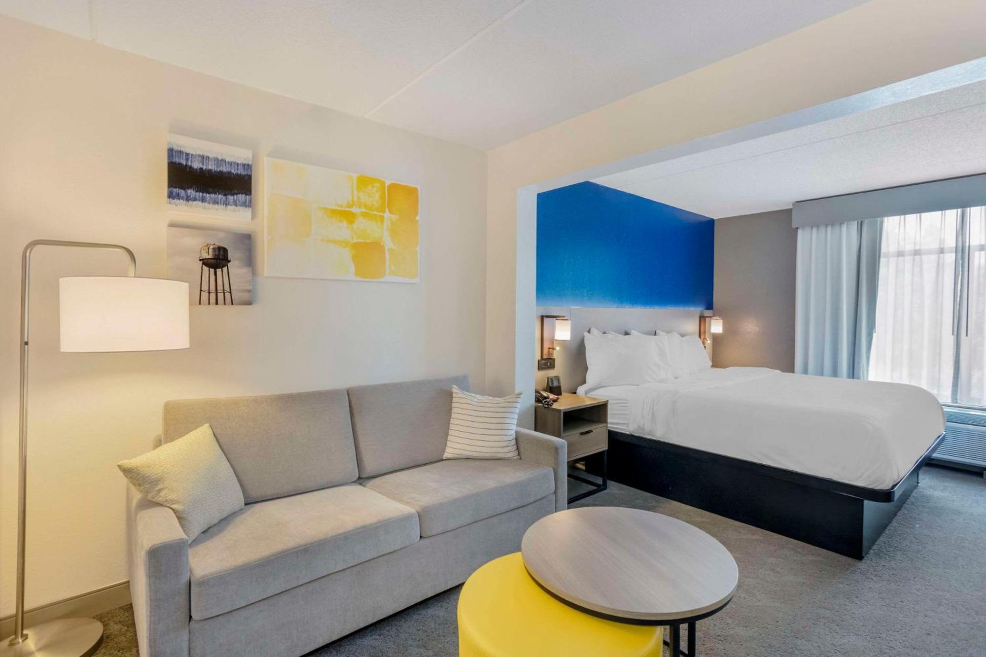 Comfort Inn & Suites Voorhees-Mt Laurel Exteriör bild